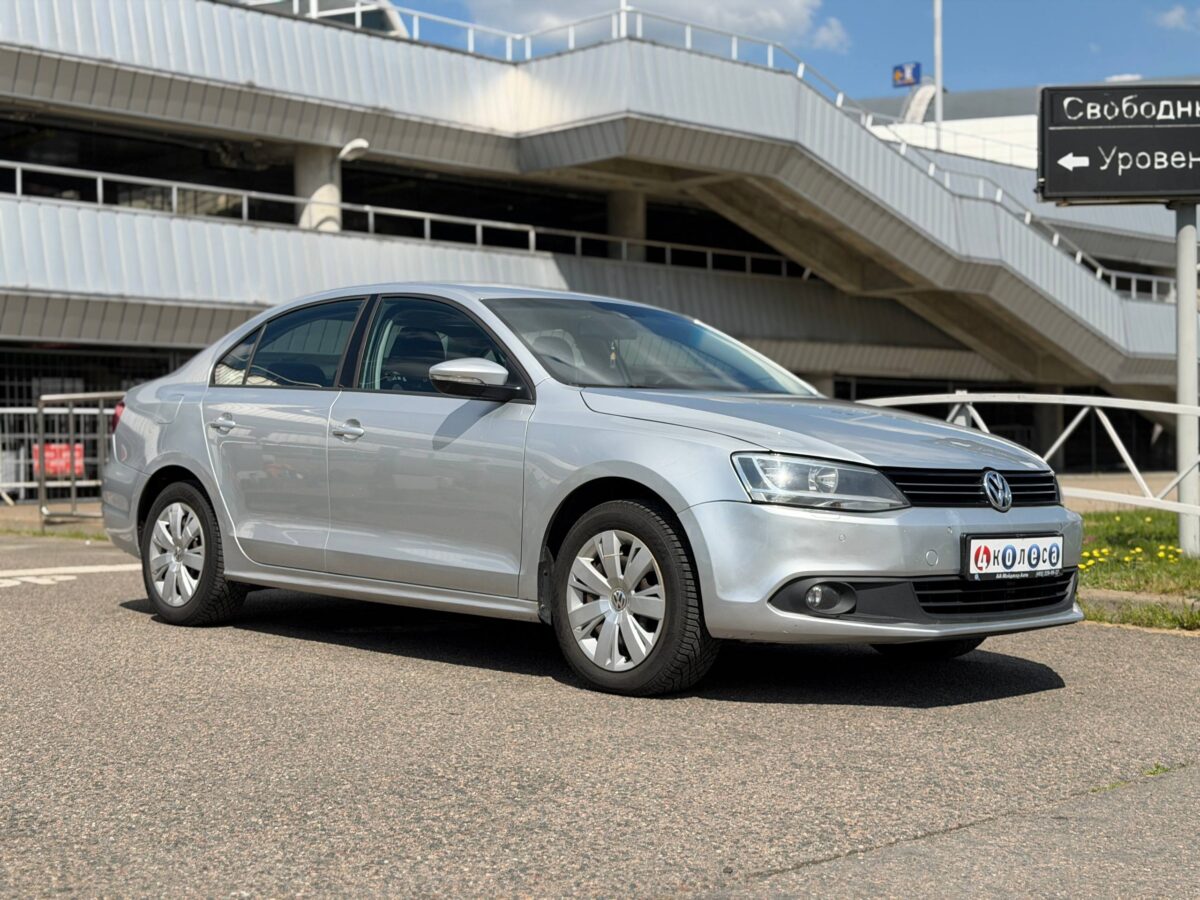 Volkswagen Jetta $photo_id