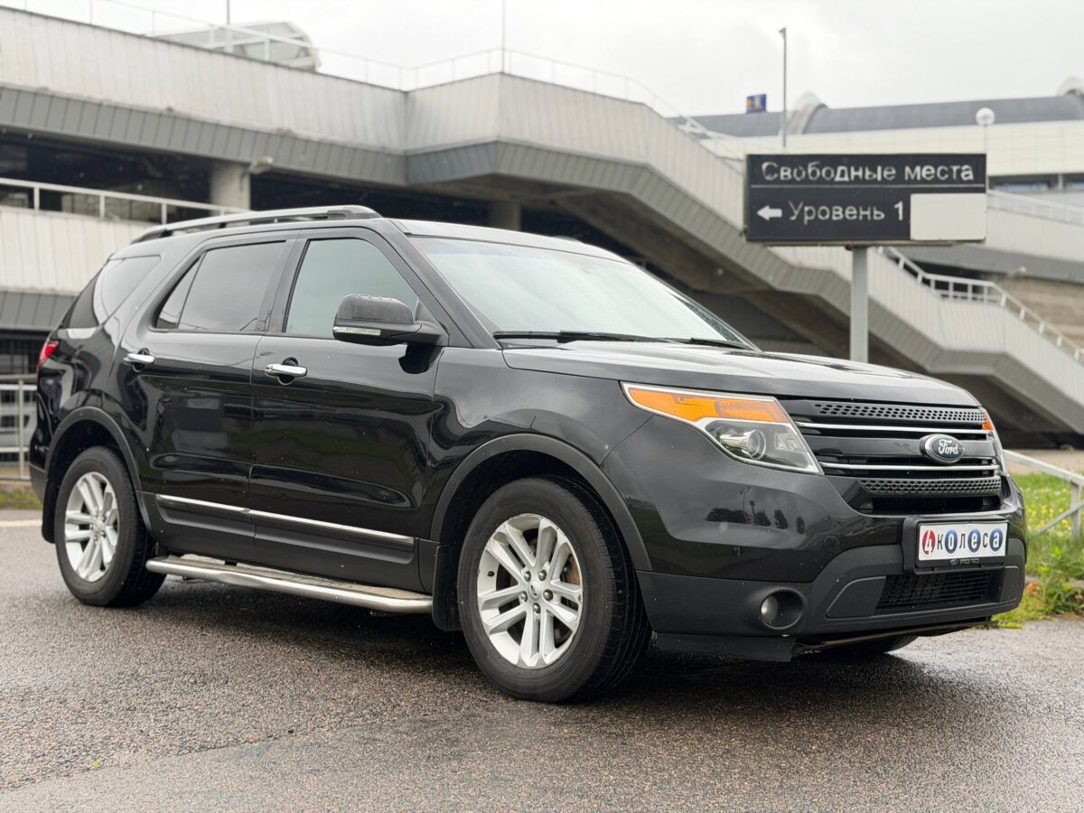 Ford Explorer $photo_id