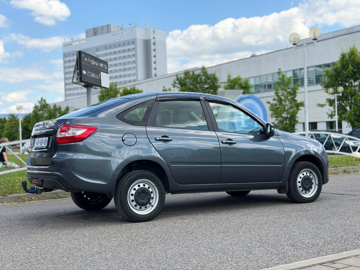 Lada Granta $photo_id