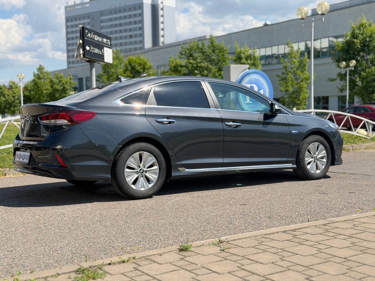Hyundai Sonata $photo_id