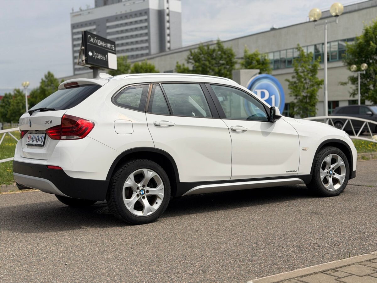 BMW X1 $photo_id