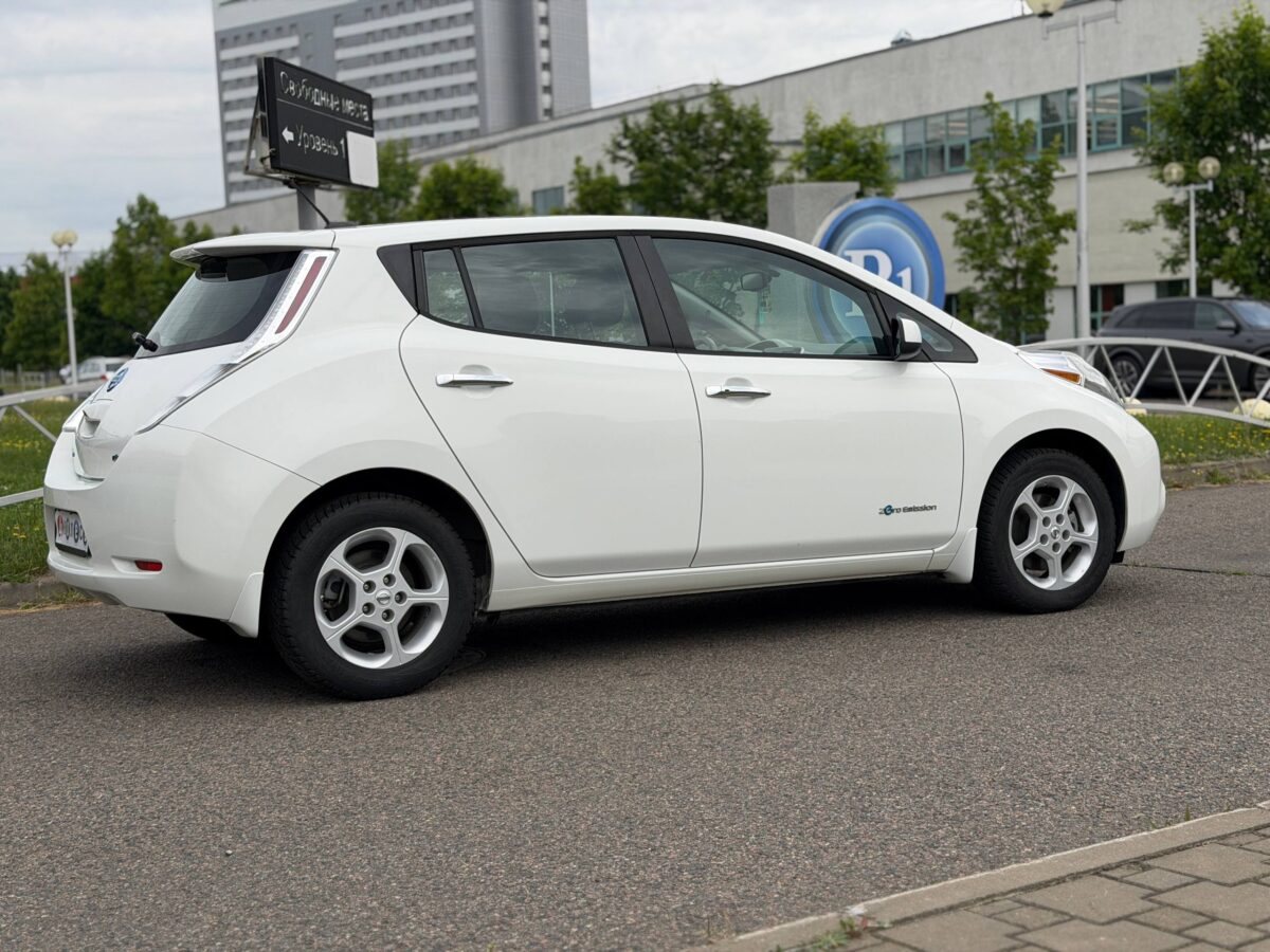 Nissan Leaf $photo_id
