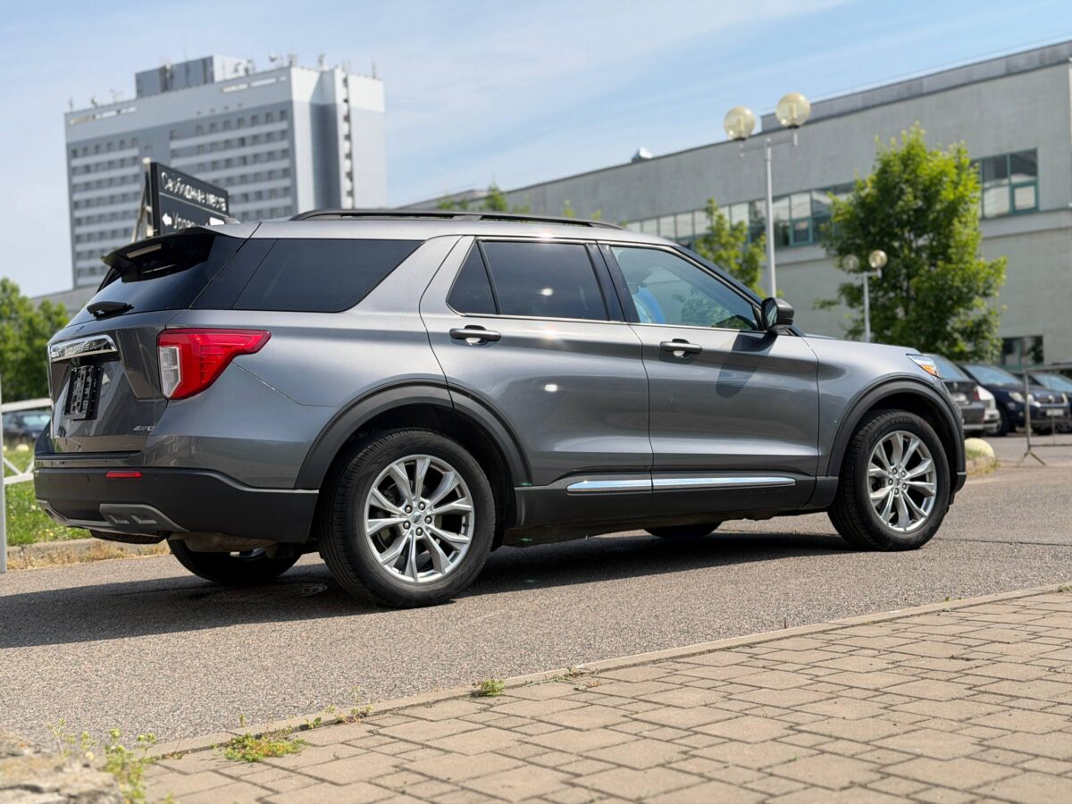 Ford Explorer $photo_id
