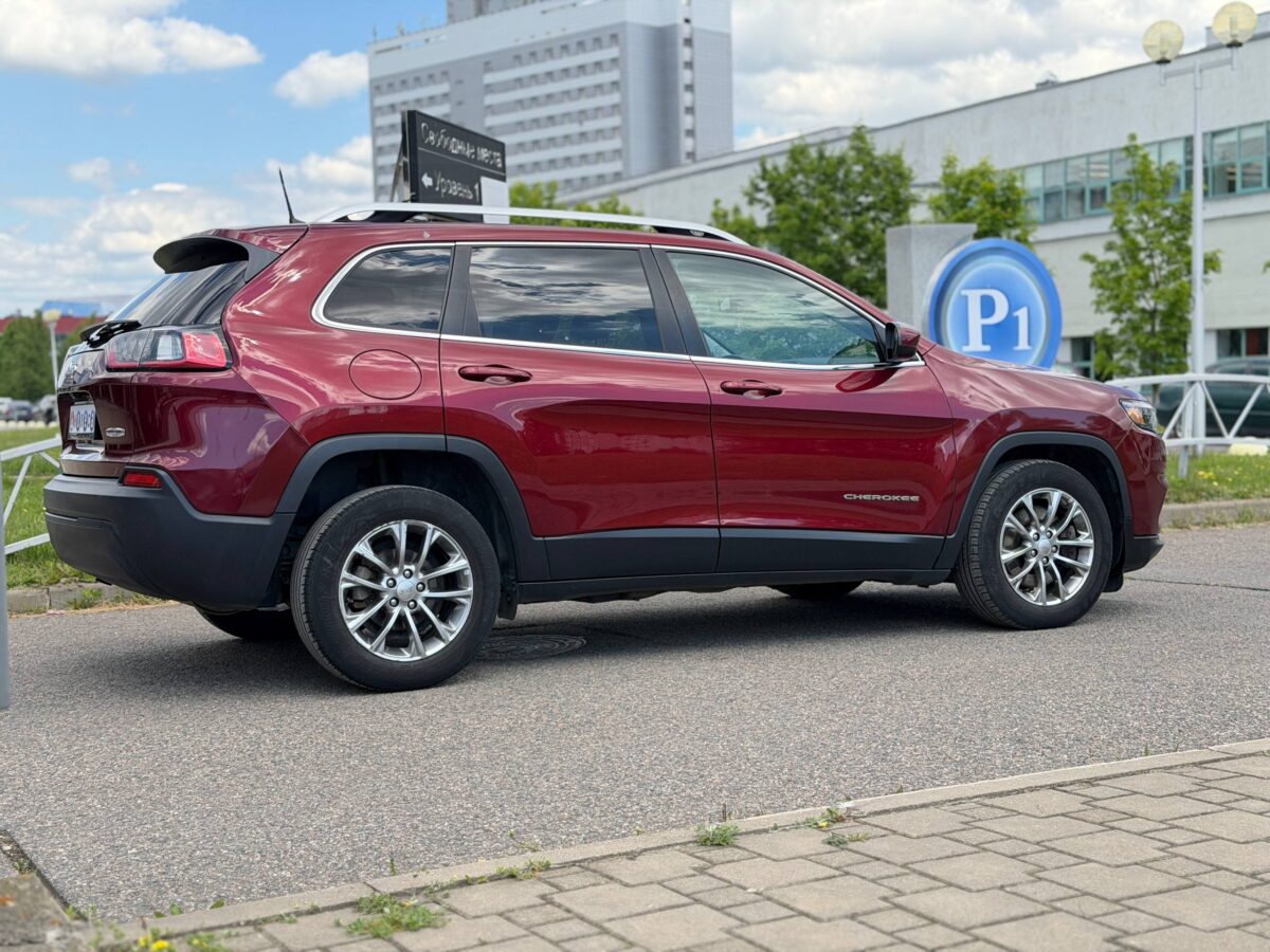 Jeep Cherokee $photo_id