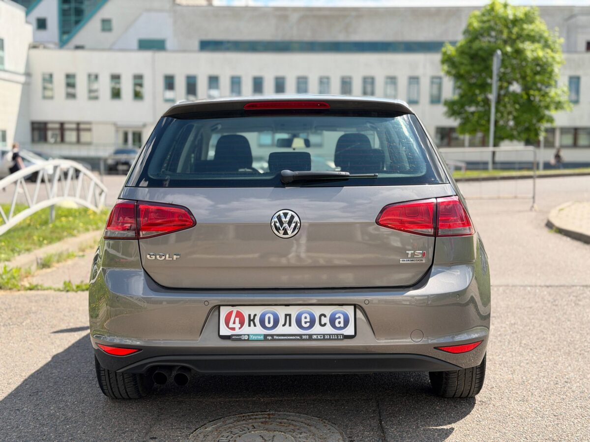 Volkswagen Golf $photo_id