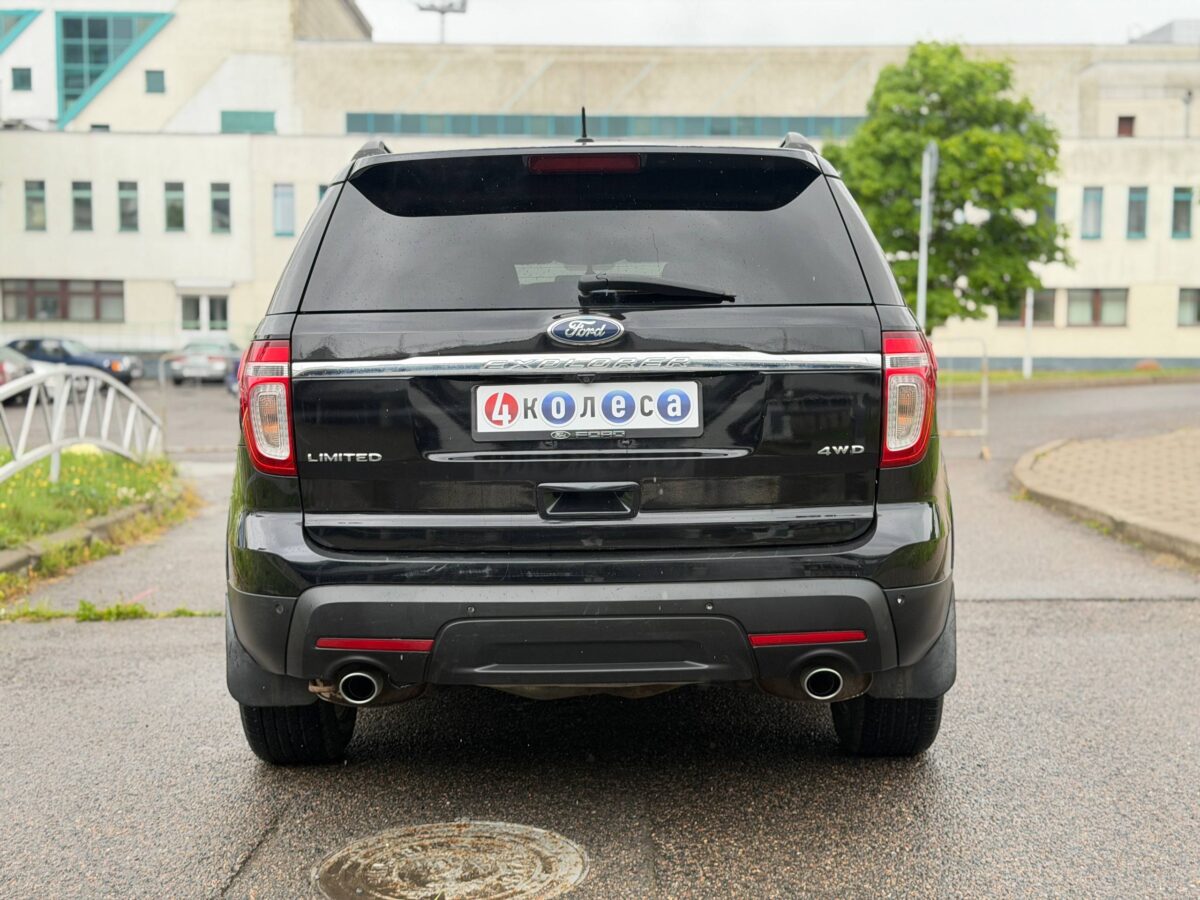 Ford Explorer $photo_id