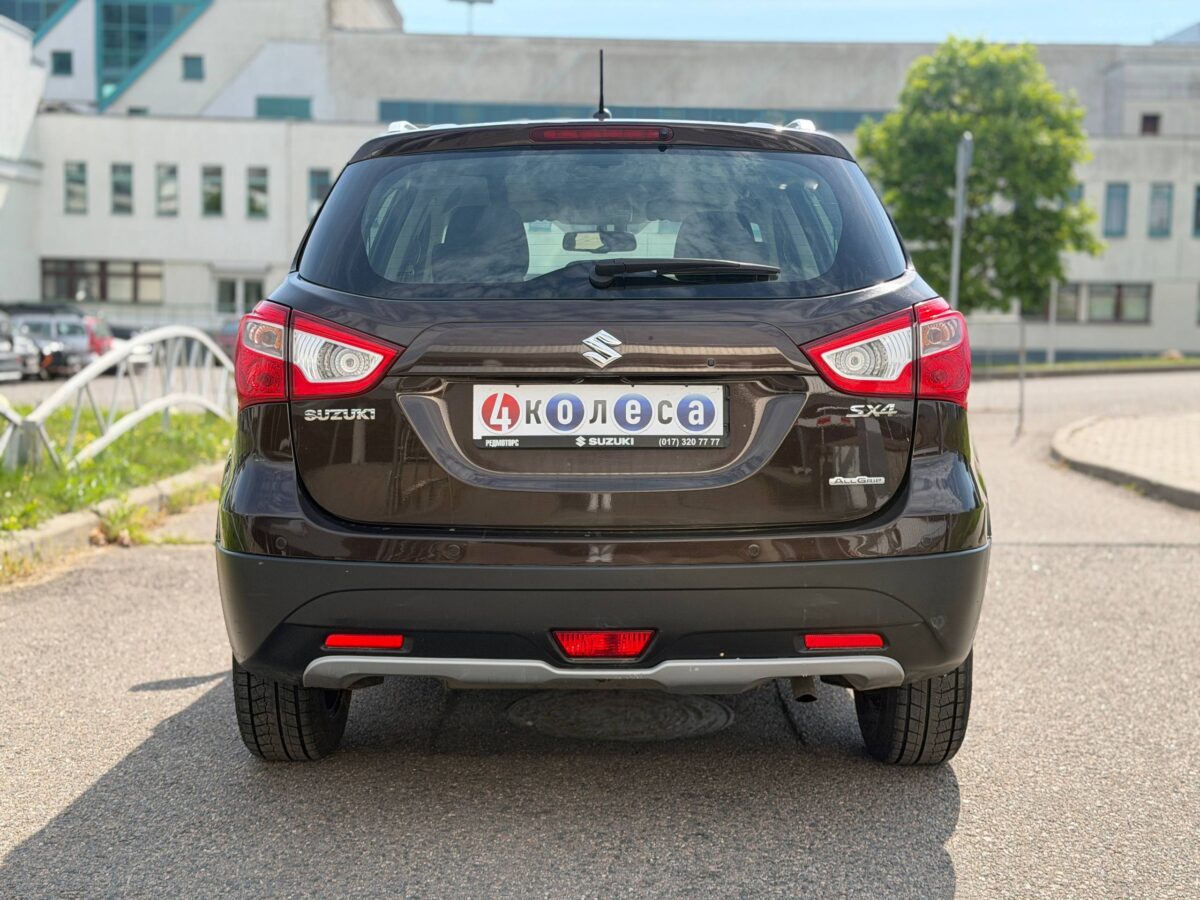 Suzuki SX4 $photo_id
