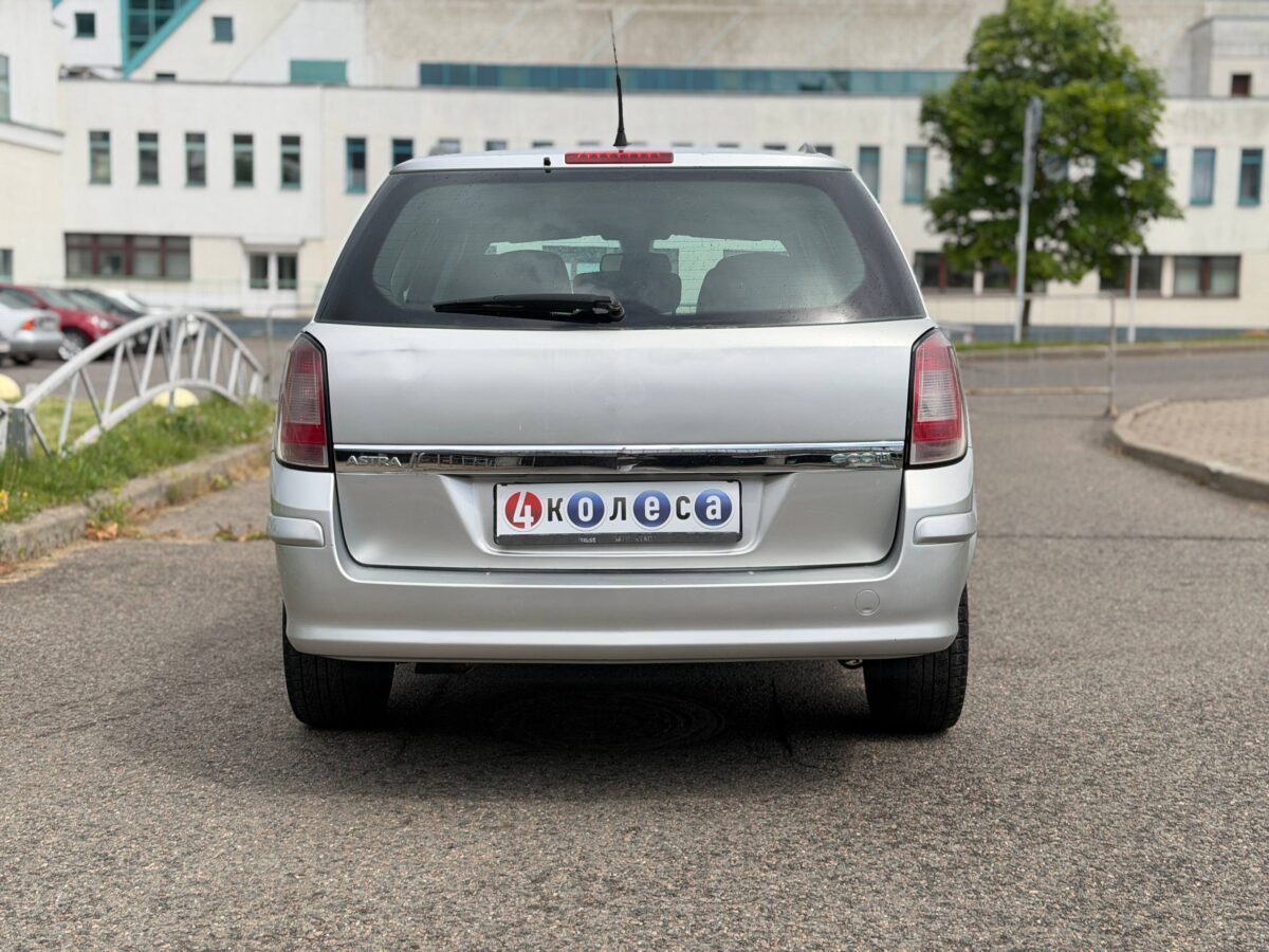 Opel Astra $photo_id