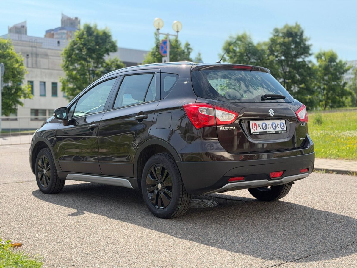 Suzuki SX4 $photo_id