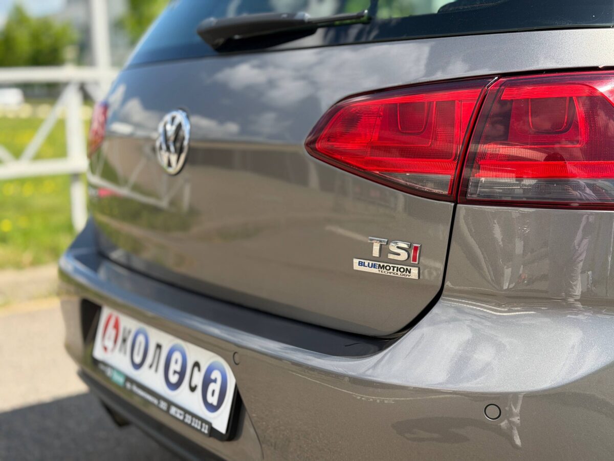 Volkswagen Golf $photo_id
