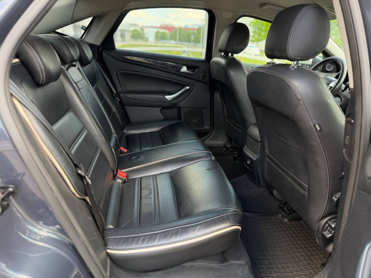 Ford Mondeo $photo_id