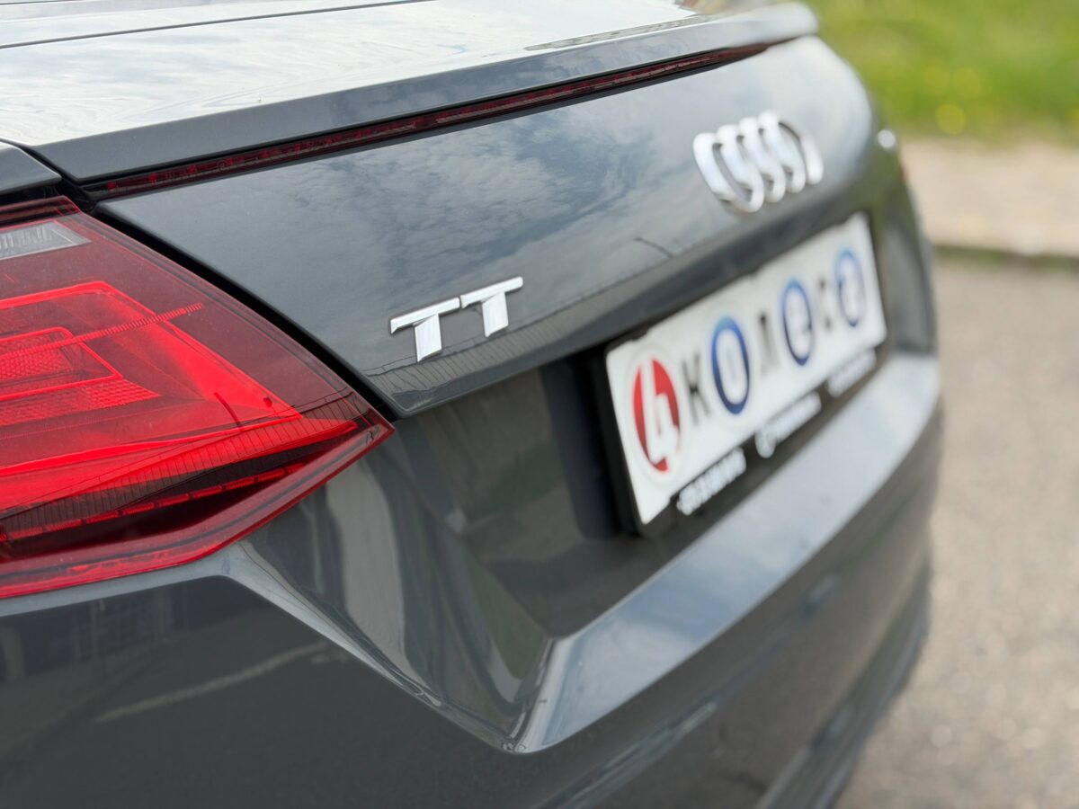 Audi TT $photo_id