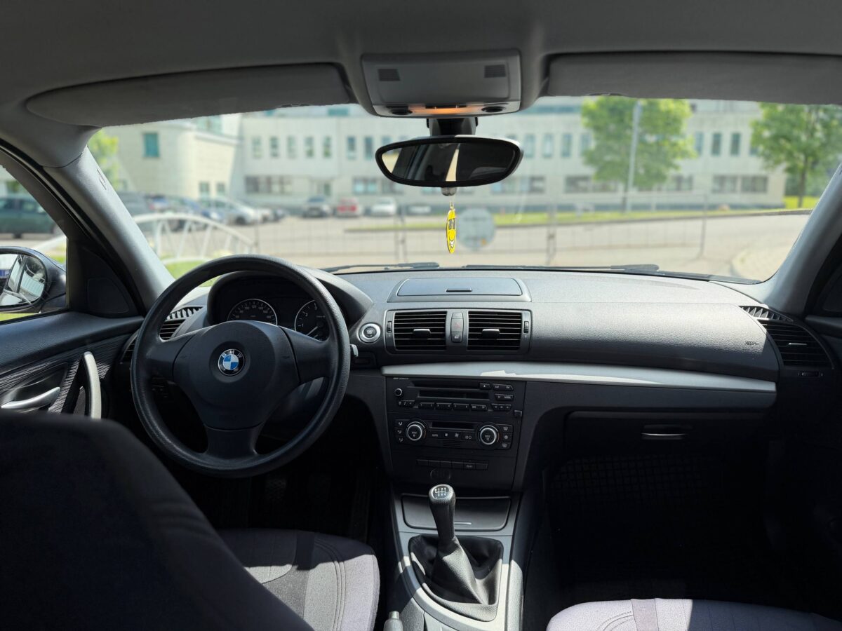 BMW 116 i $photo_id