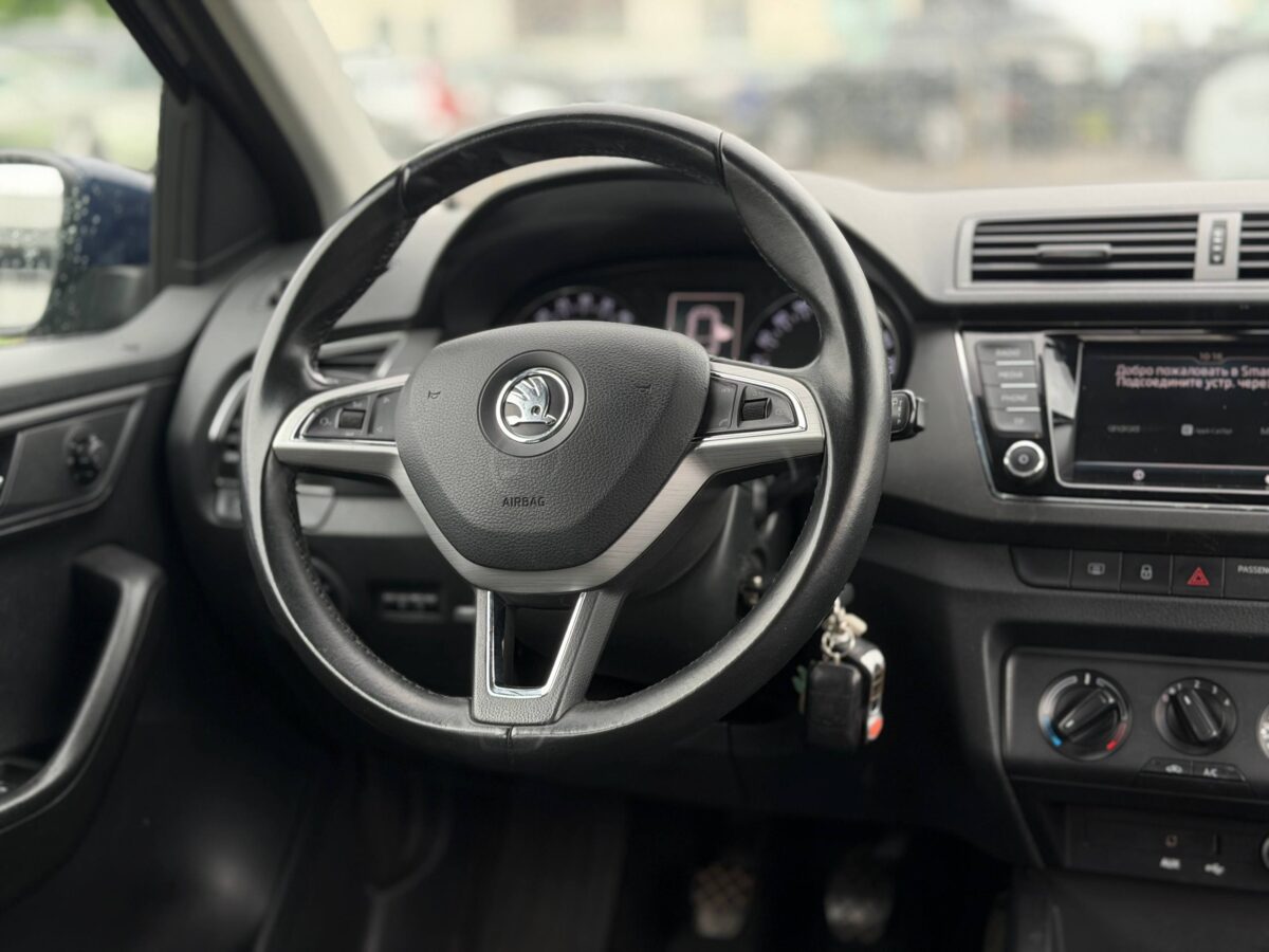 Skoda Fabia $photo_id