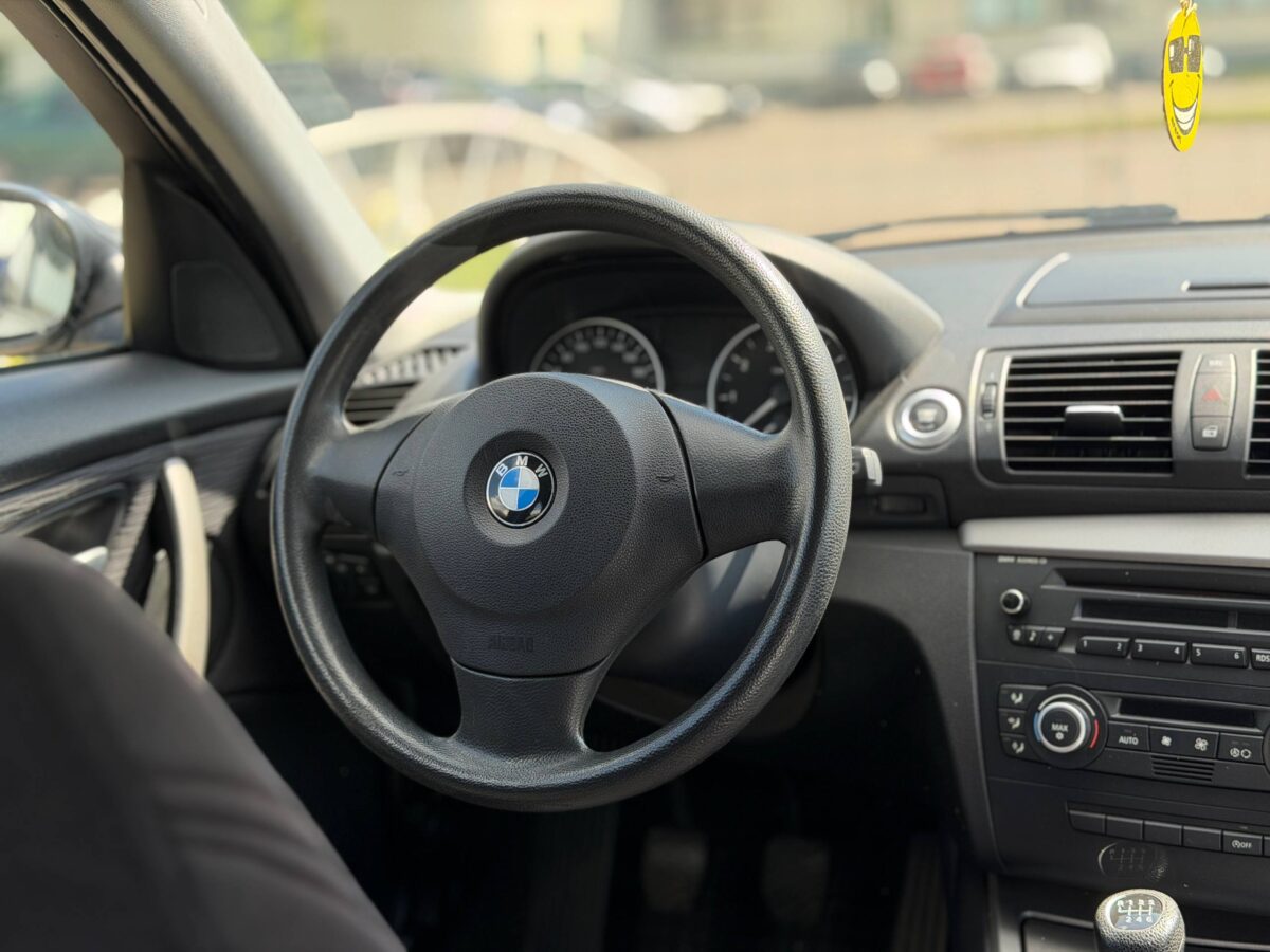 BMW 116 i $photo_id