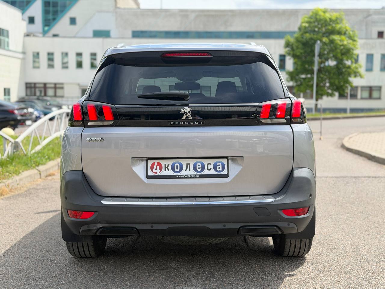 Peugeot 5008