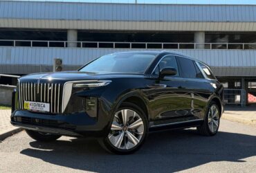Hongqi E-HS9