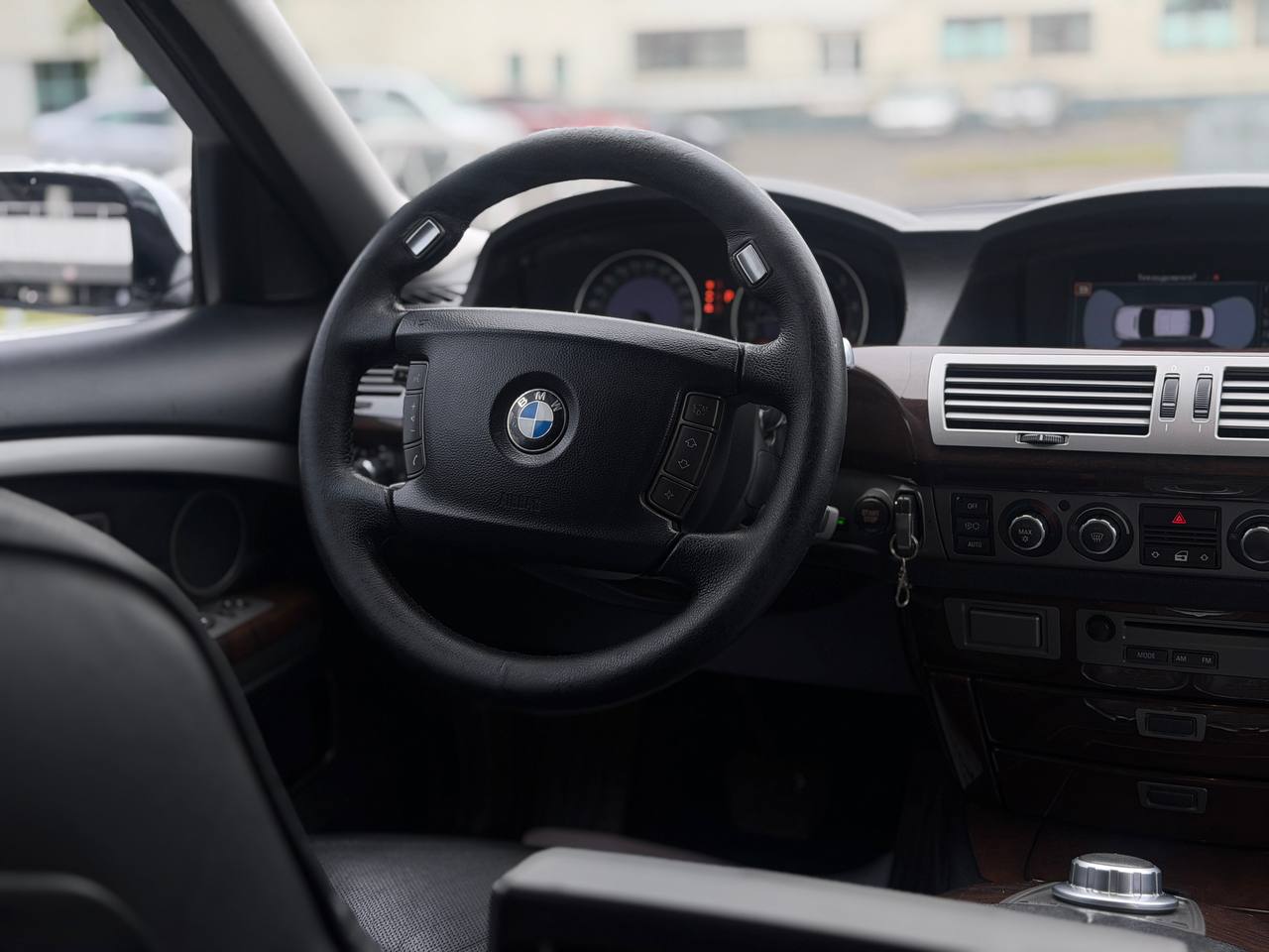 BMW 750 LI