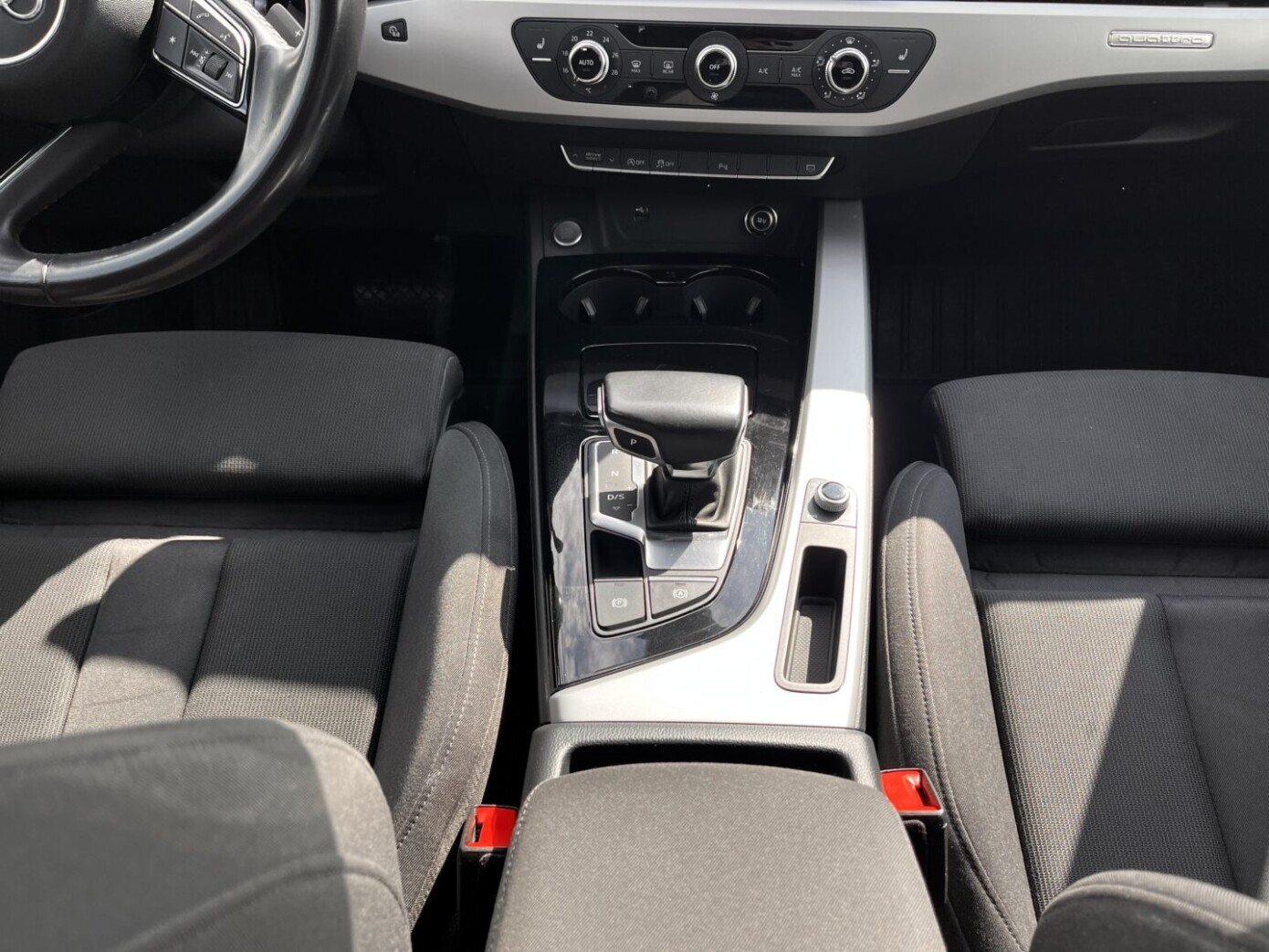 Audi A4 Avant quattro