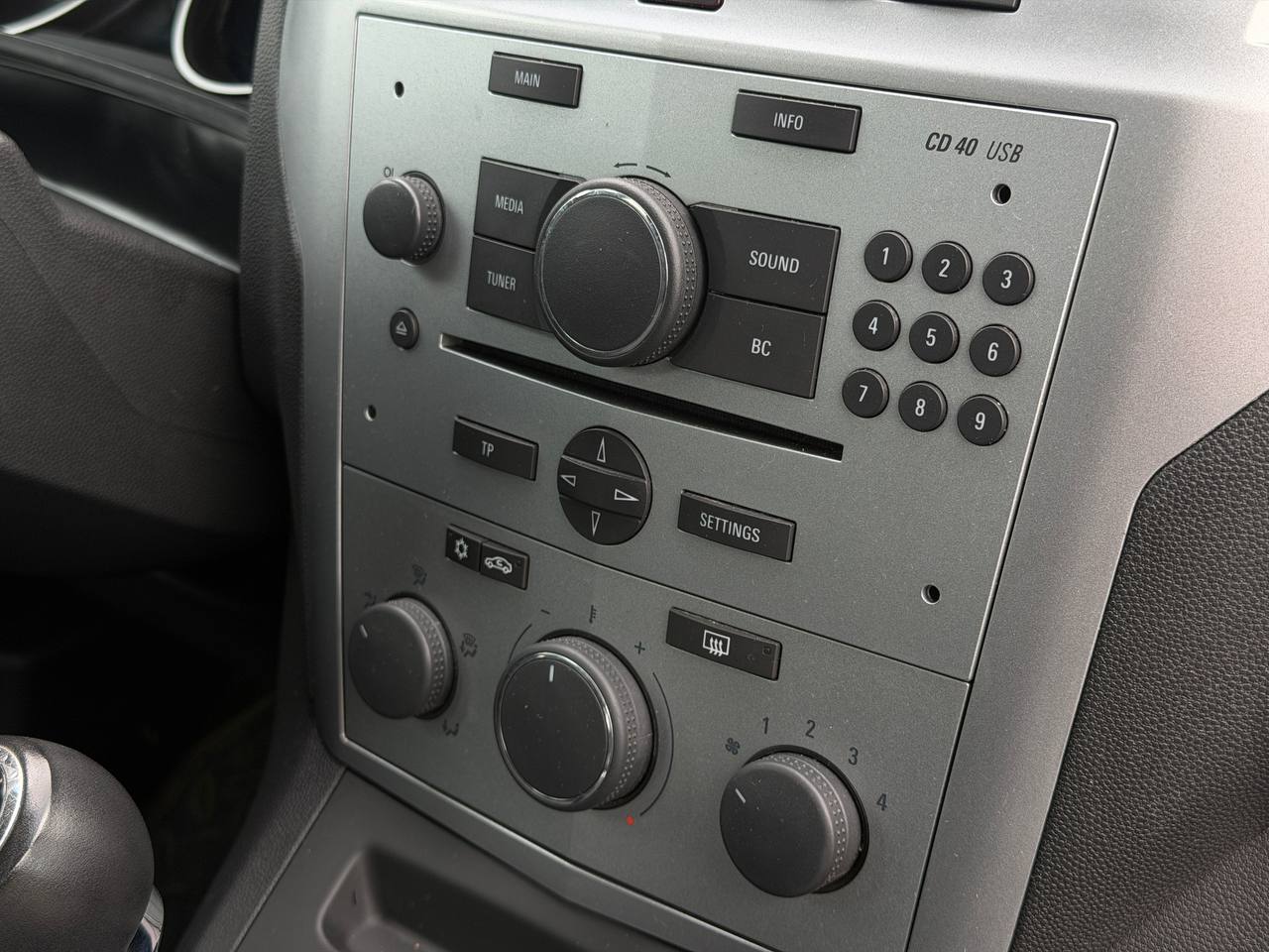 Opel Zafira