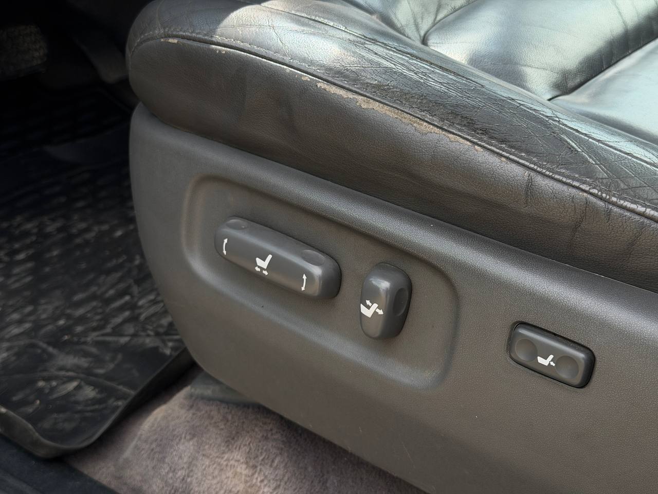 Toyota Land- Cruiser 200