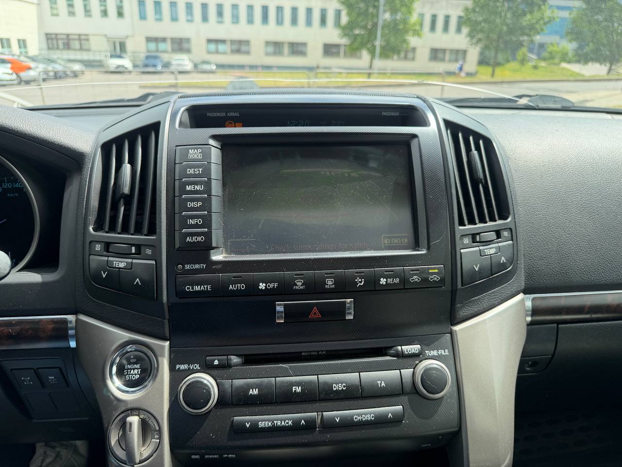 Toyota Land- Cruiser 200