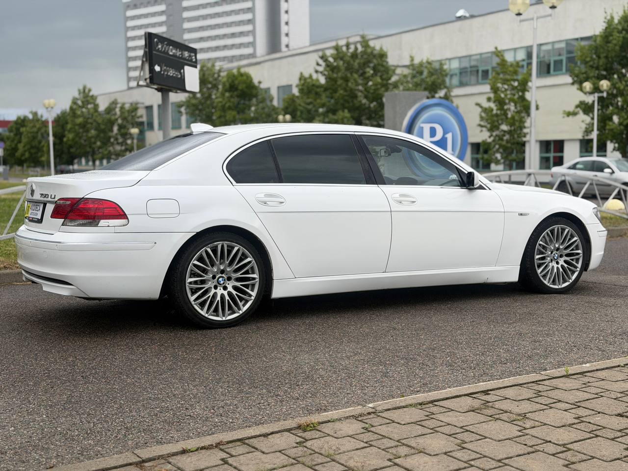 BMW 750 LI