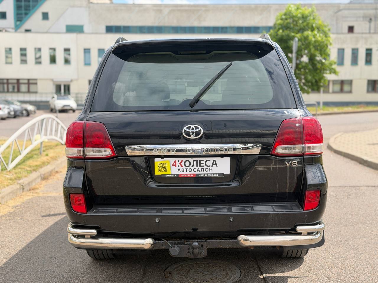 Toyota Land- Cruiser 200