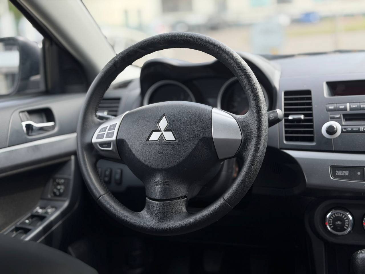 Mitsubishi Lancer