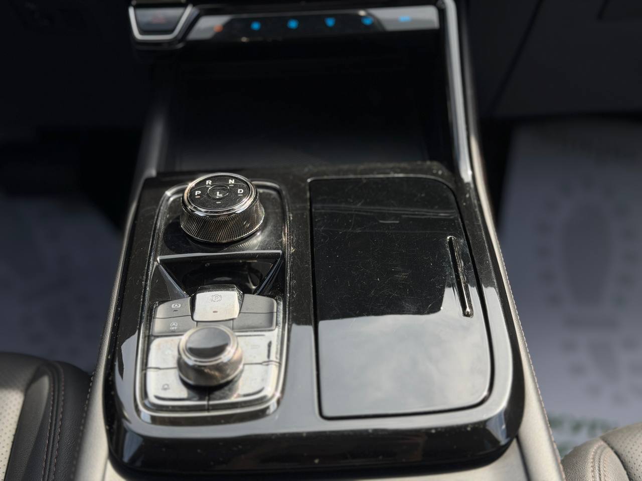 Ford Equator Sport
