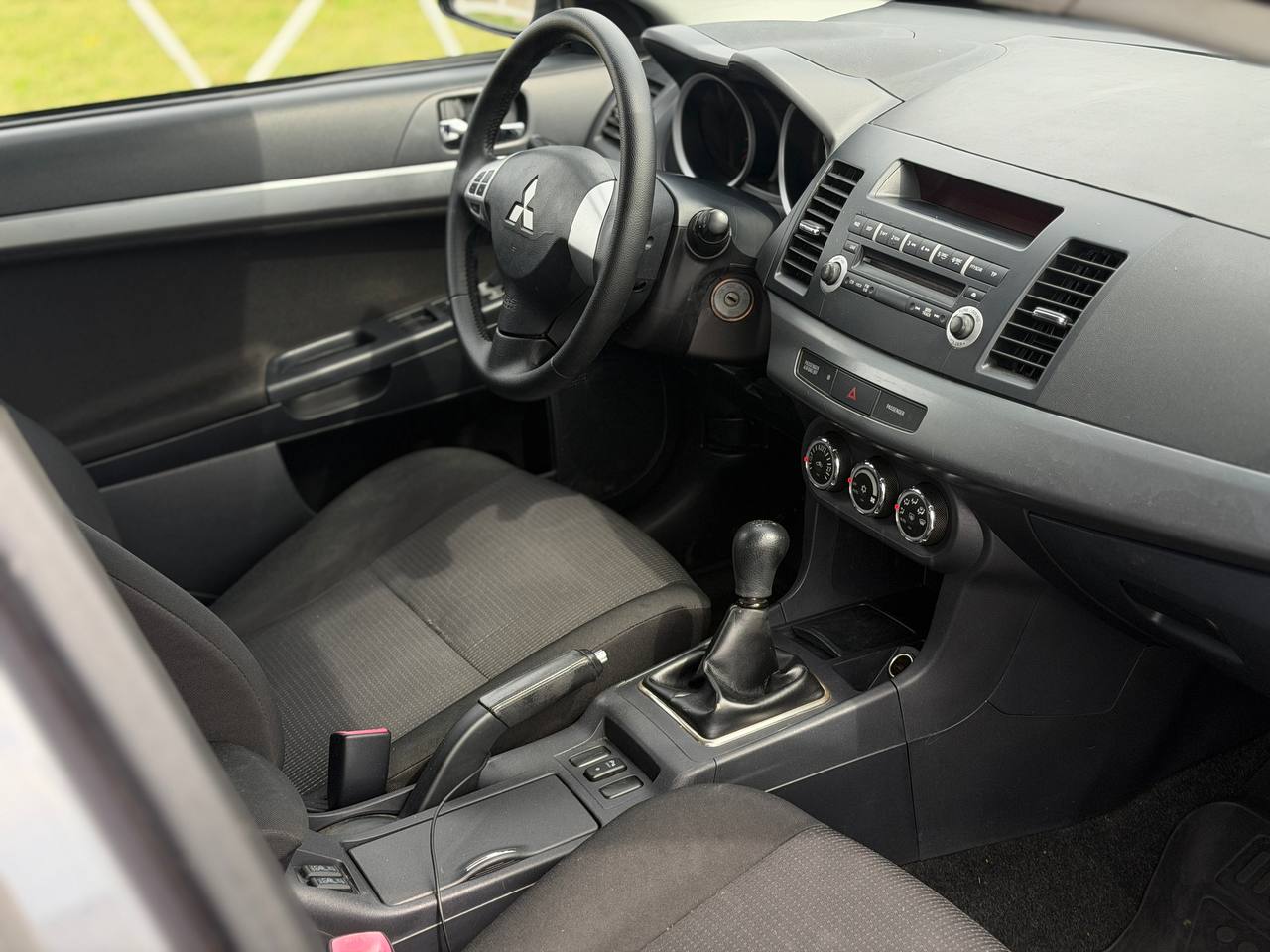Mitsubishi Lancer