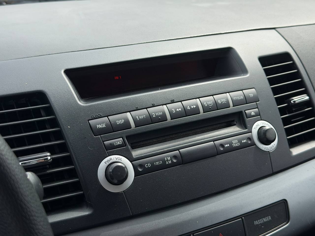 Mitsubishi Lancer