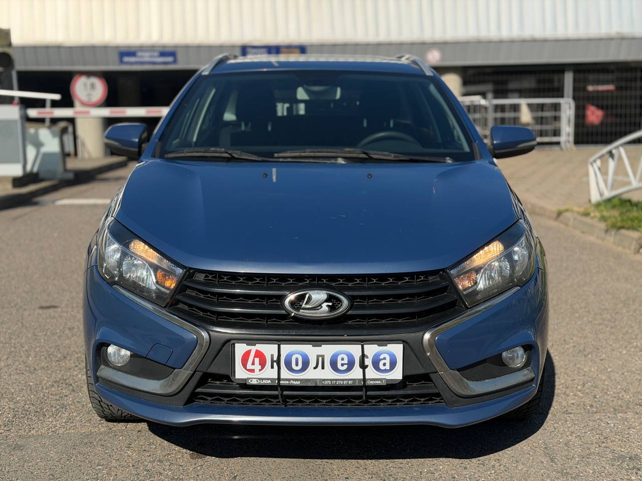 Lada Vesta