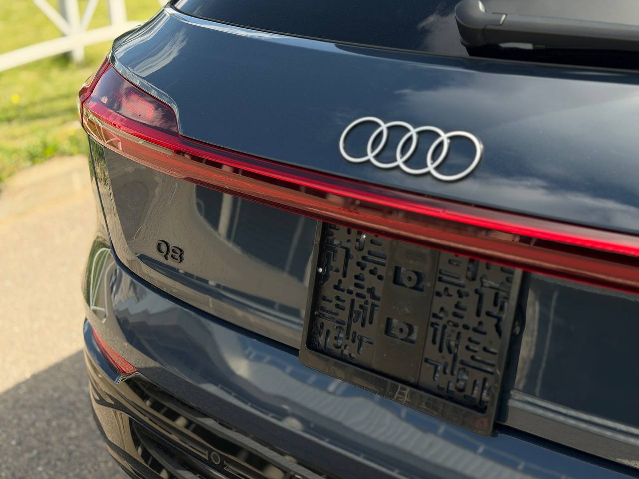 Audi Q8 E-TRON PREMIUM