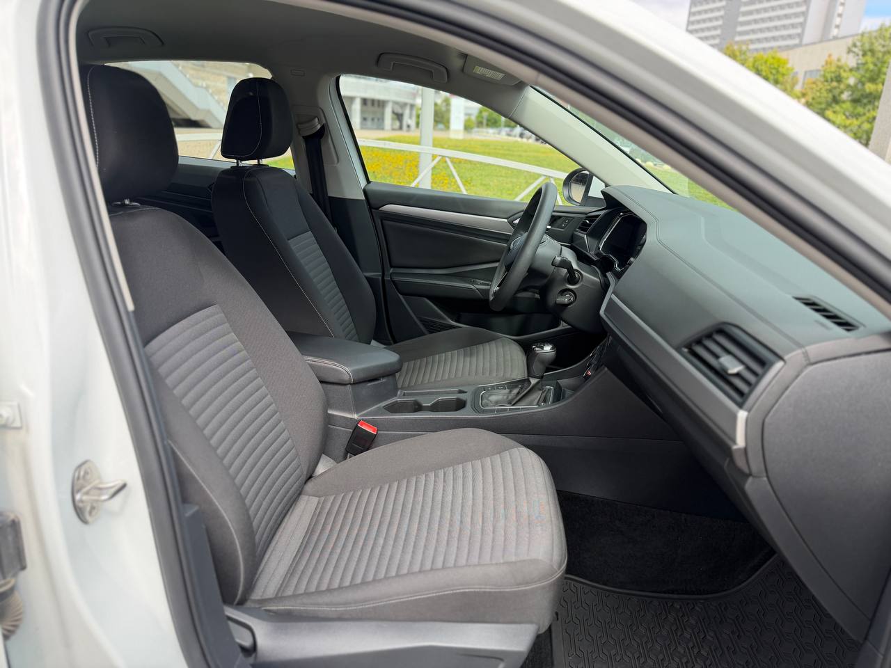 Volkswagen Jetta S