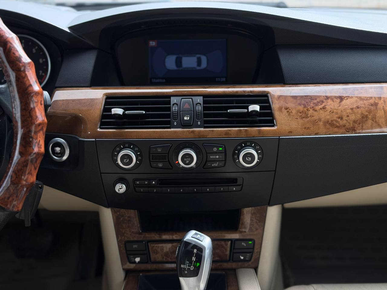 BMW 520i