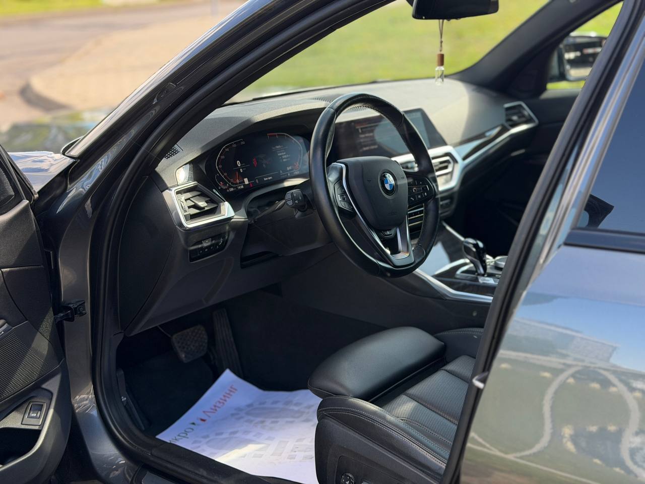 BMW 330i