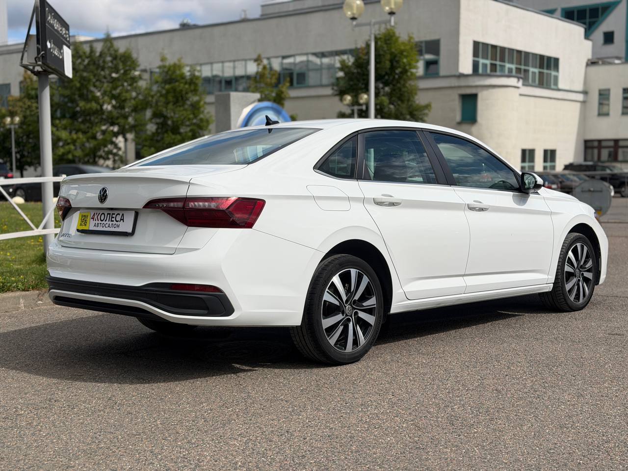 Volkswagen Jetta S