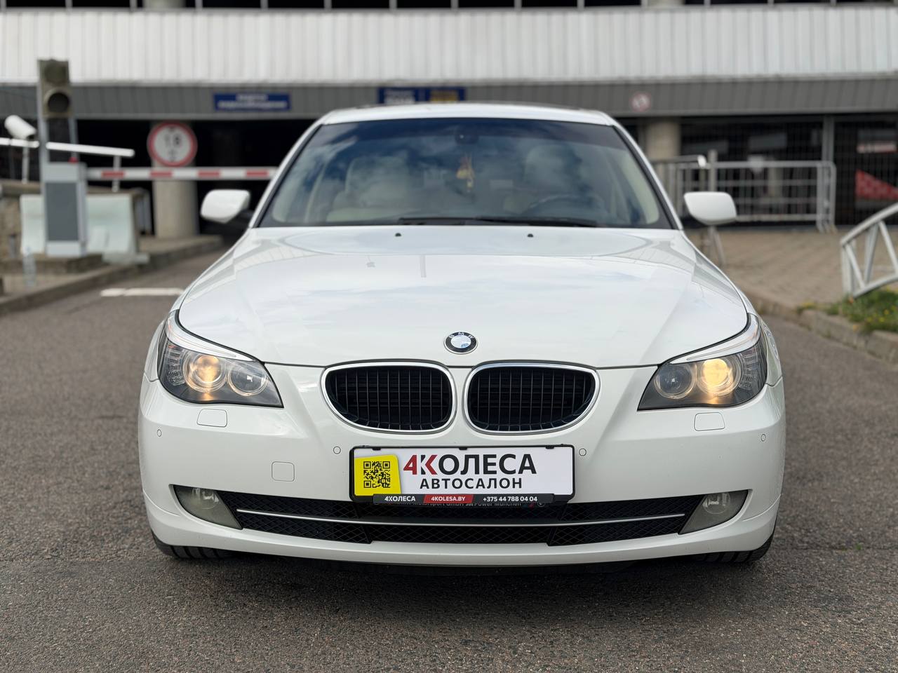 BMW 520i