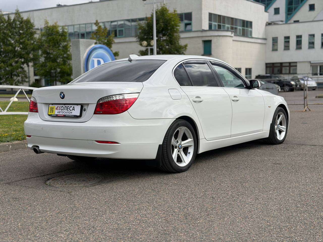 BMW 520i