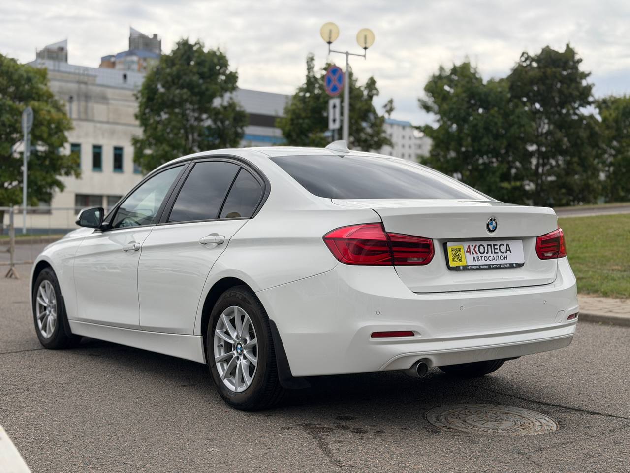 BMW 318i