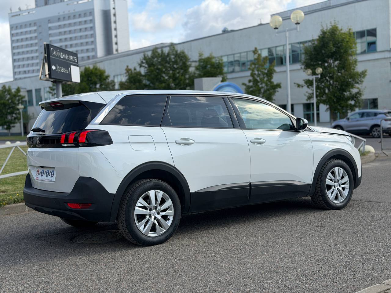 Peugeot 5008