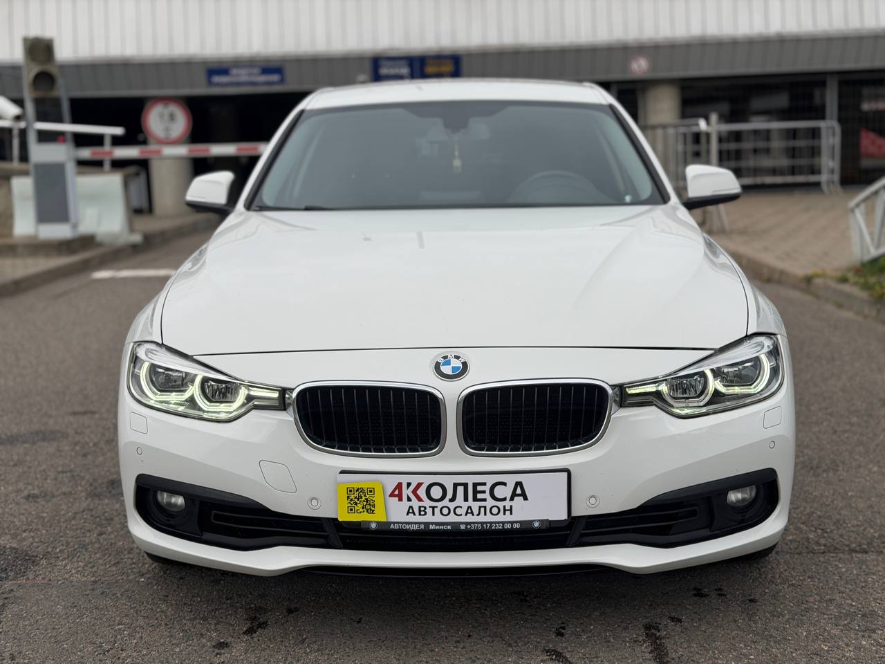BMW 318i