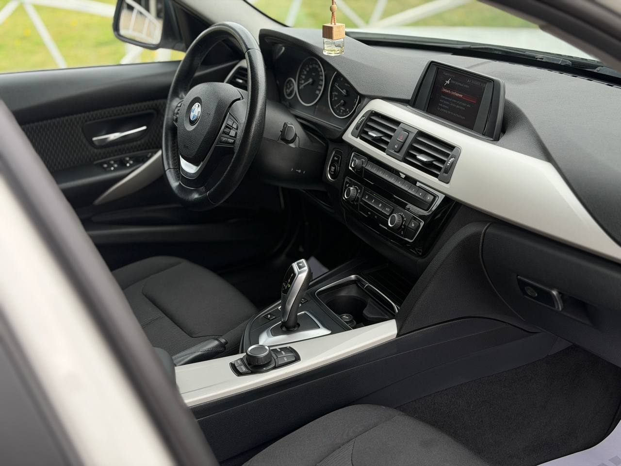 BMW 318i